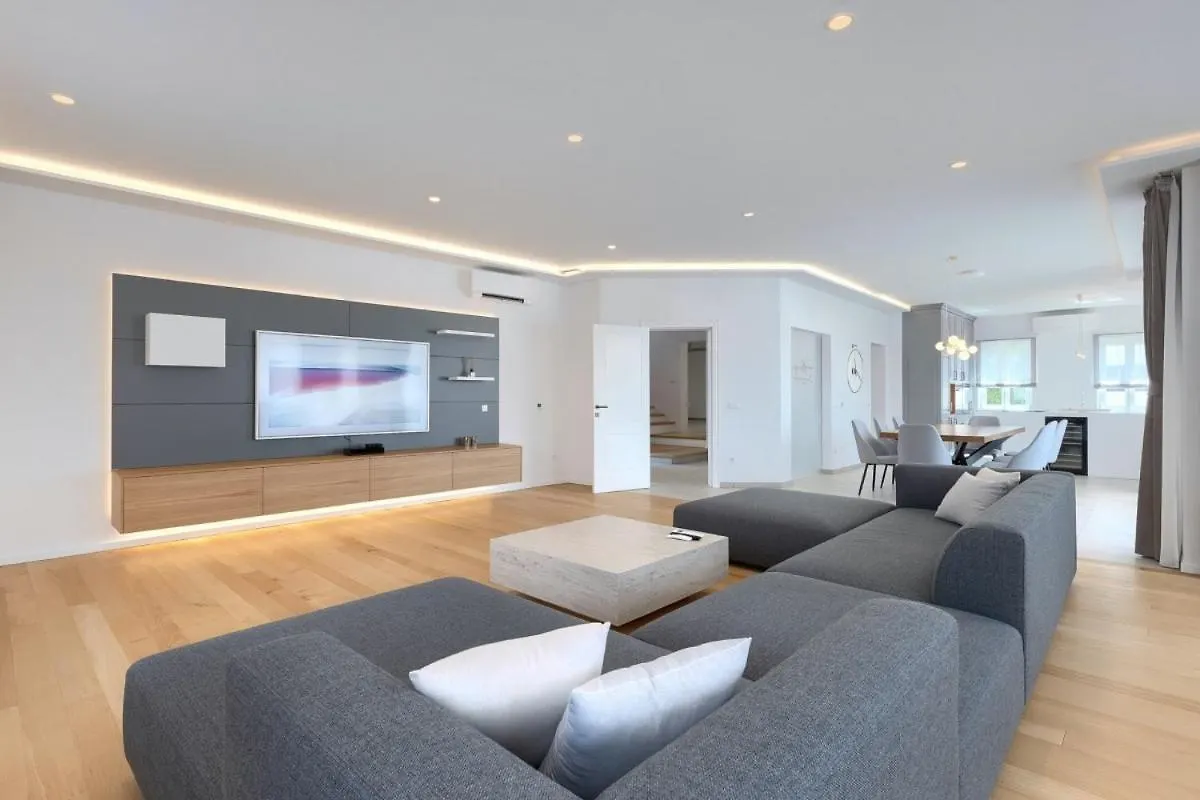 Villa Abies In Rovinjsko Selo - Haus Fuer 8 Personen Croatia