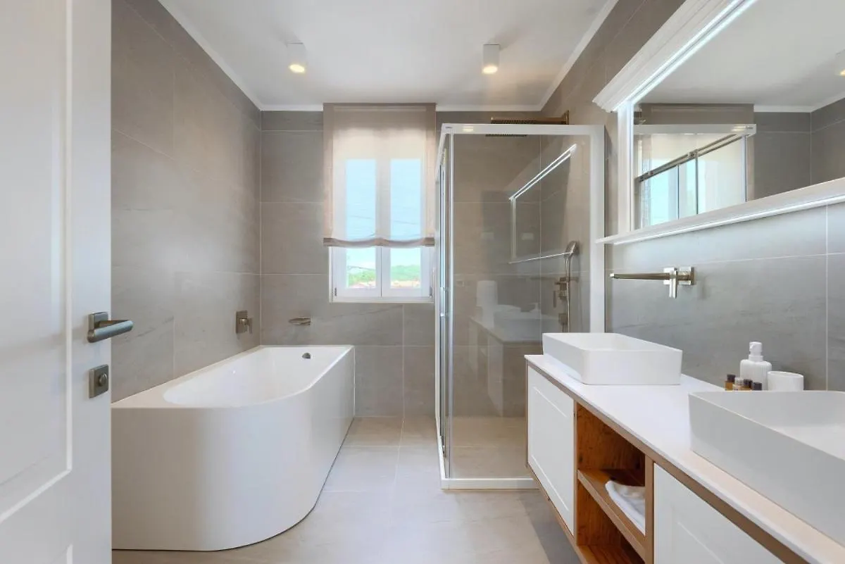 Villa Abies In Rovinjsko Selo - Haus Fuer 8 Personen