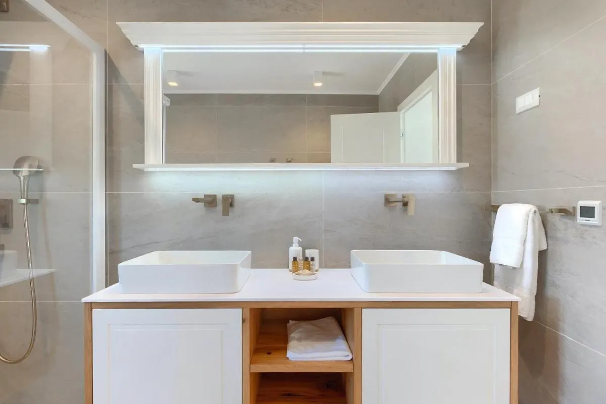 Villa Abies In Rovinjsko Selo - Haus Fuer 8 Personen Croatia