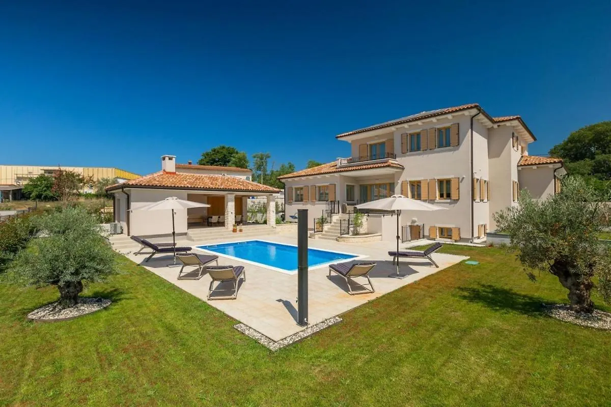 Villa Abies In Rovinjsko Selo - Haus Fuer 8 Personen Croatia